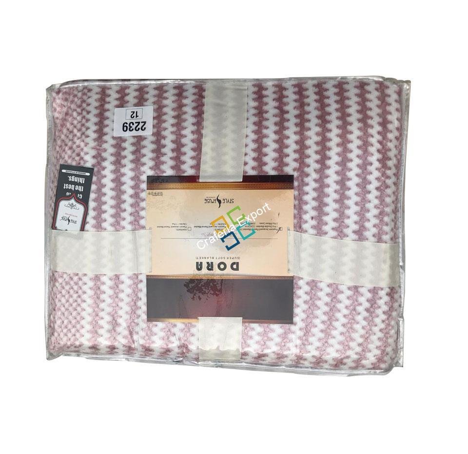 Double Soft fabric Blanket/bedspread zig zag lining design with two pillow cases - Image 2