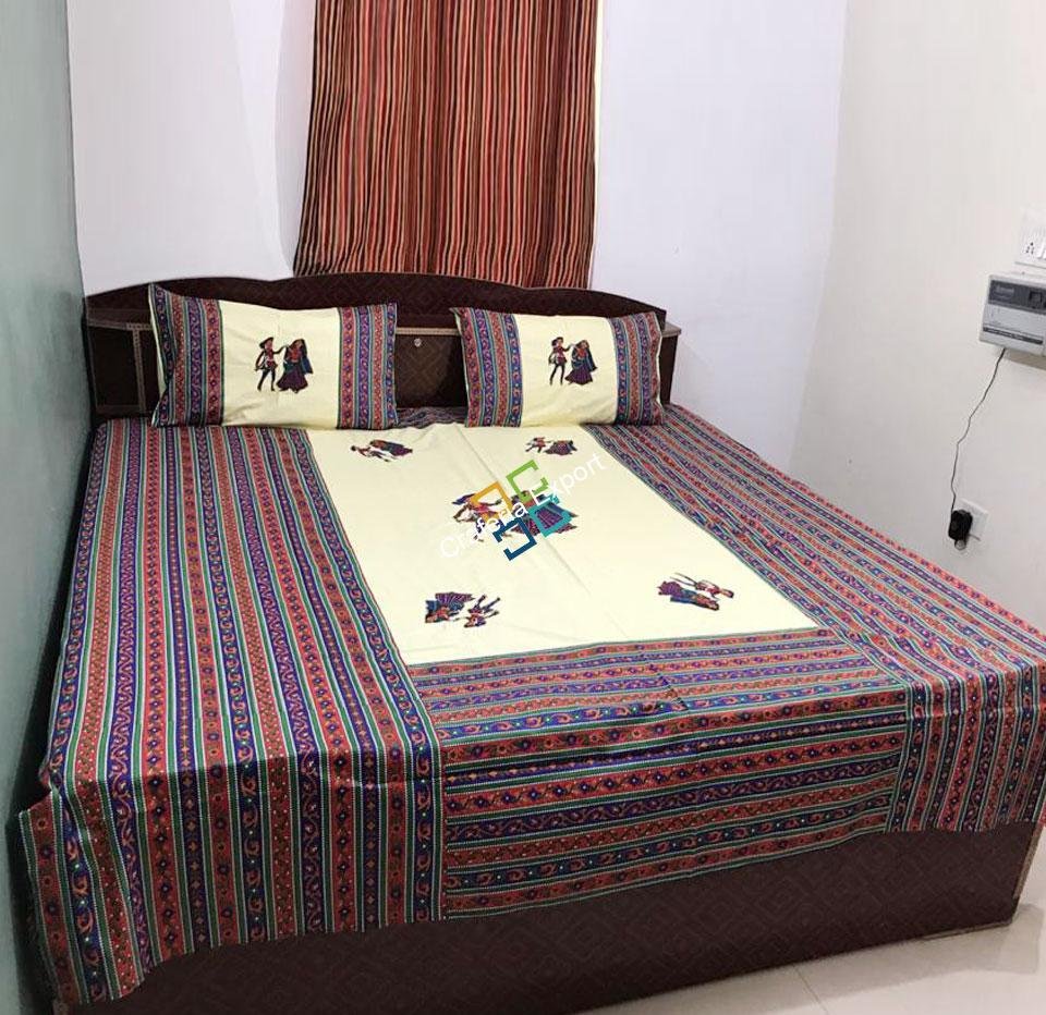 Dandiya Printed Traditional king Bedsheet / Bedding with 2 Pillow Cases - Image 10