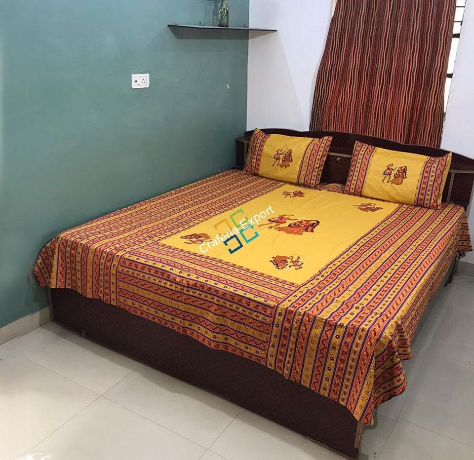 Dandiya Printed Traditional king Bedsheet / Bedding with 2 Pillow Cases - Image 5