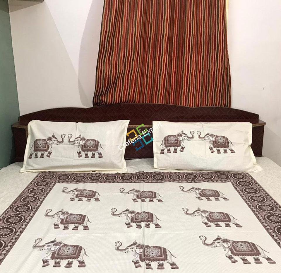 Elephanta Printed Jaipuri Double Bedsheet with 2 Pillow Covers - Image 5
