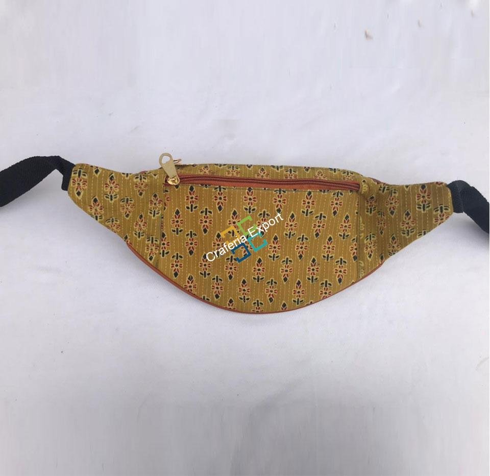 Trendy Waist Bags / Pouches With Belt For Men And Women / For Travel Outing Unisex - Image 3