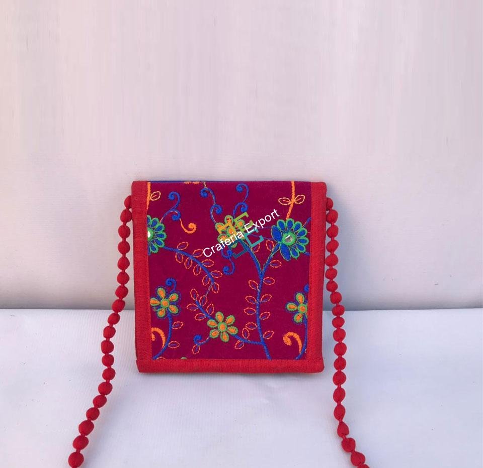 Stunning floral Design Sling / Cross-Body Bag for women - Image 10