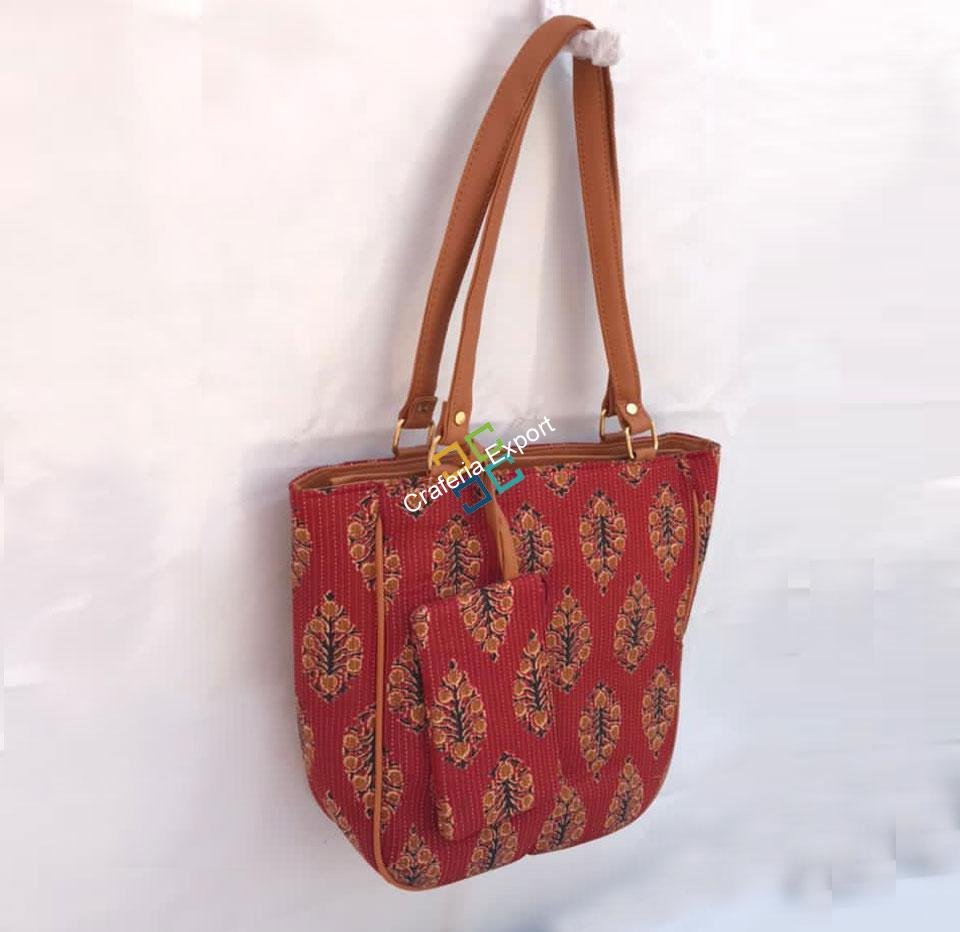 Stylish ikkat printed handbag for daily use - Image 3