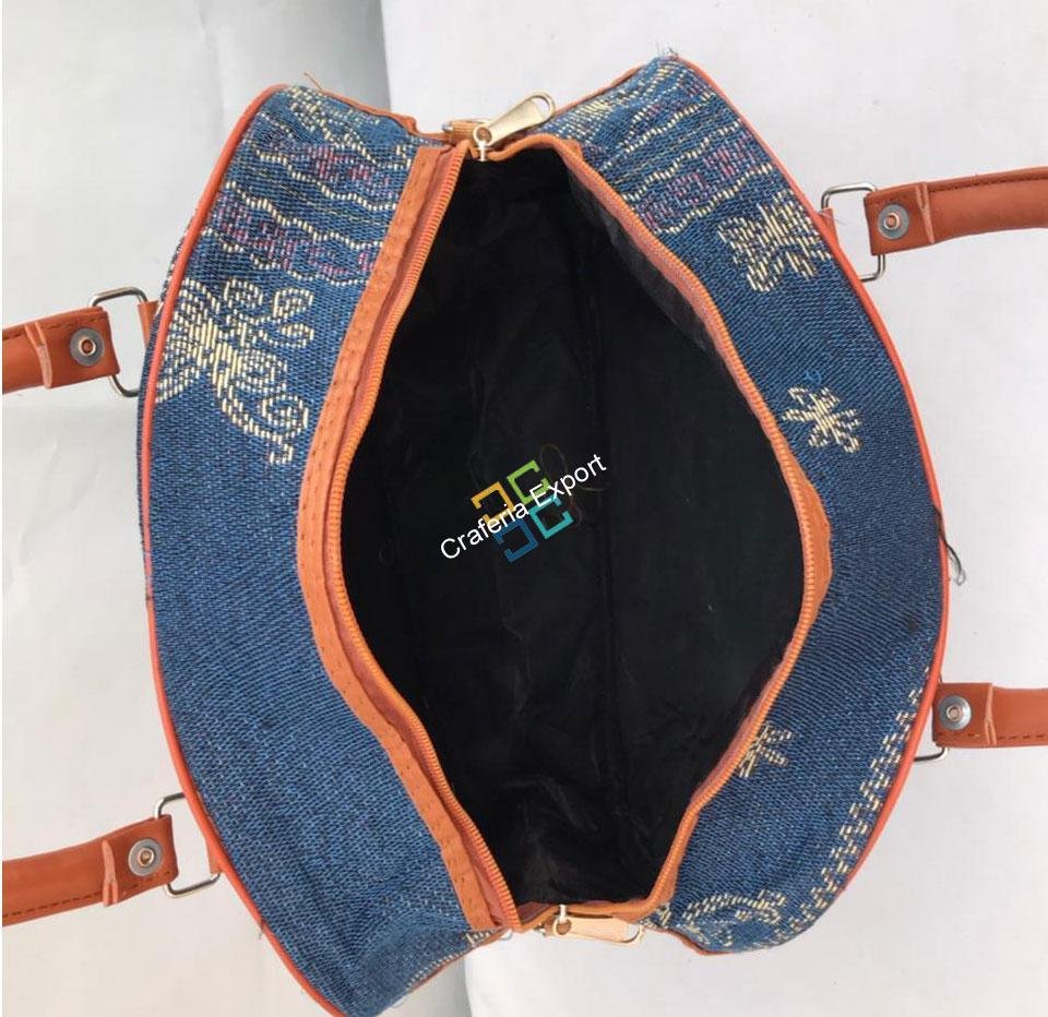 Elephant printed canvas travel handbag for casual use/ gifts - Image 3