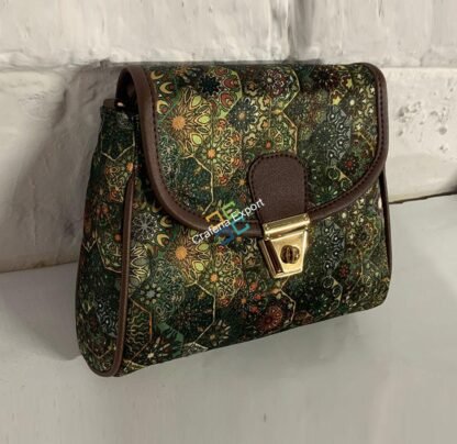 Stylish women's sling crossbody bag - Image 8