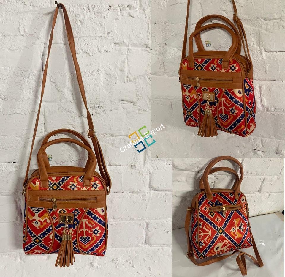 Beautiful sling handy handbags with printed design - Image 6