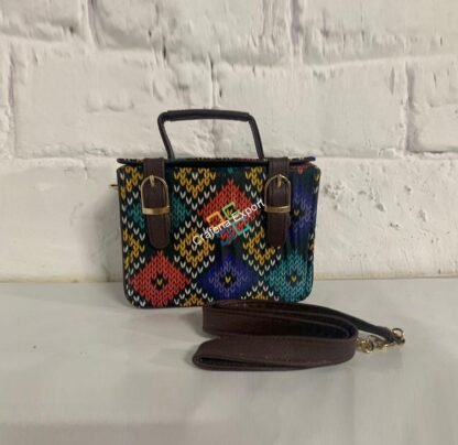 Box shaped sling bags / crossbody bags - Image 5