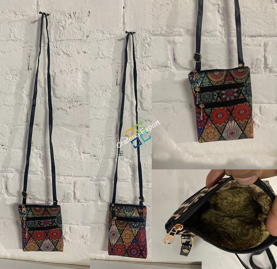 Casual Printed mobile pouch crossbody bag with adjustable belt - Image 3