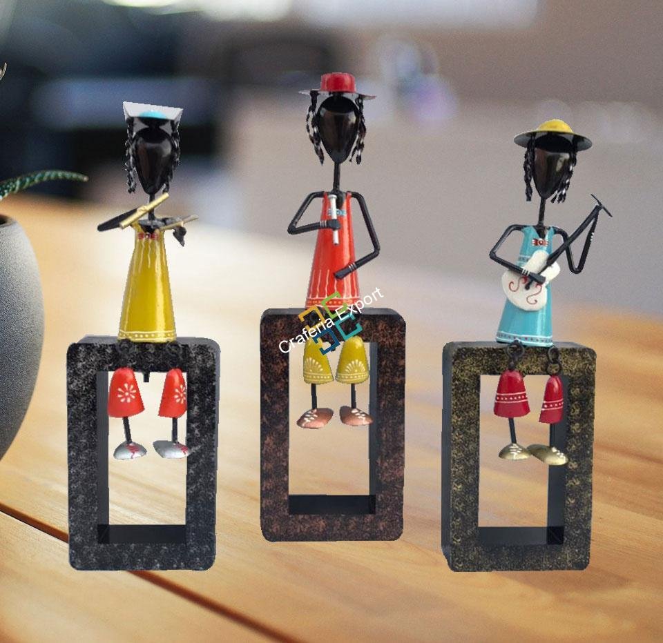 Multicolor Musical handicrafts legs hanging showpiece set of 3 for interior decoration