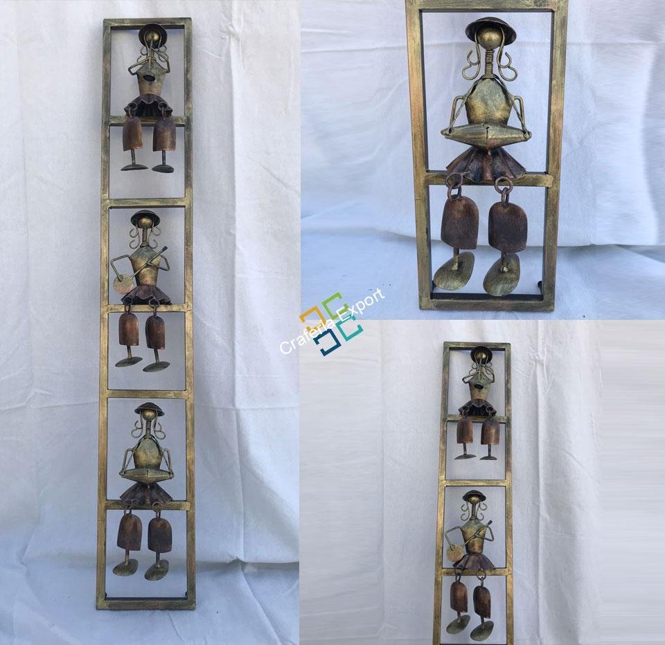 Vertical Wall panel/ Wall hanging of 3 Musical Girls - Image 3