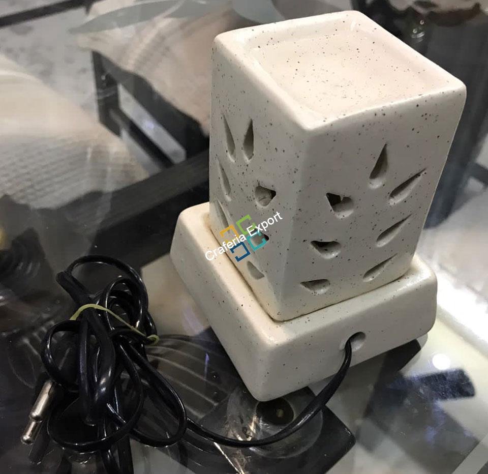 Cuboidal Shaped Diffuser With Aroma Essence Set - Image 2