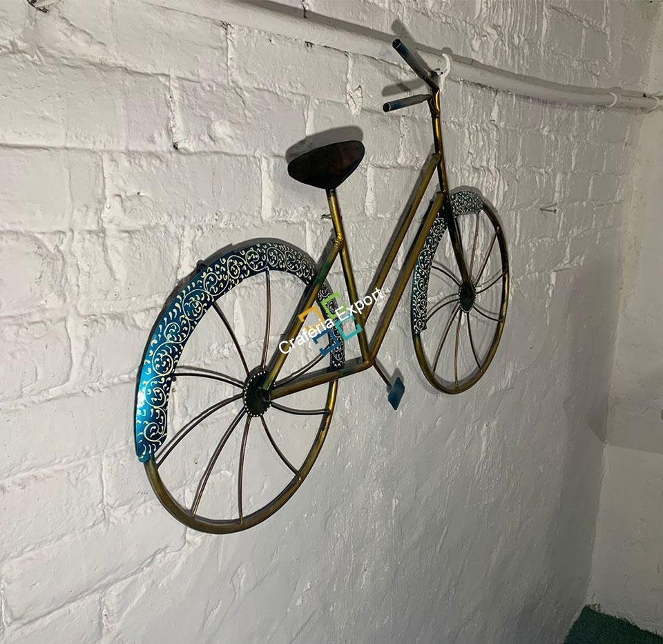 Antique Retro Metal golden cycle wall decorative showpiece - Image 4