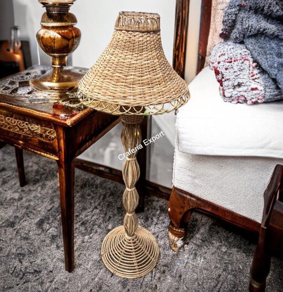 Modern handcrafted cane Rattan curl-shaped lampshade for living room , bar cafe restaurants