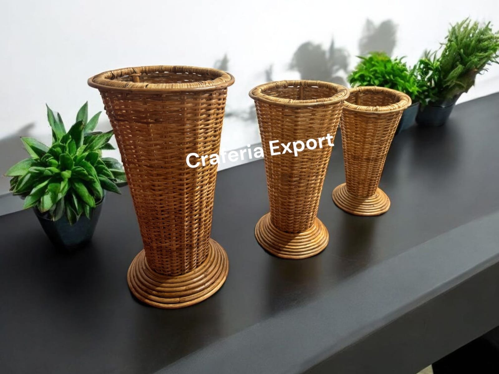 Wicker Decorative Flower Vase for pampas, Home Decor flower pot set of 3 , Table Decorative Rattan Cane Flower Vases for Office, Wedding, Cafe