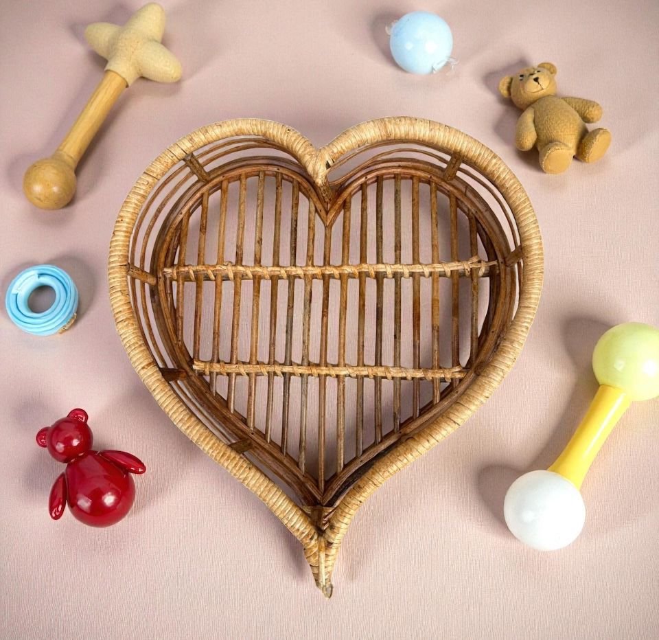 Cane Heart Shaped Posing Basket for Newborns,Sitter For Baby Photography,Photoshoot