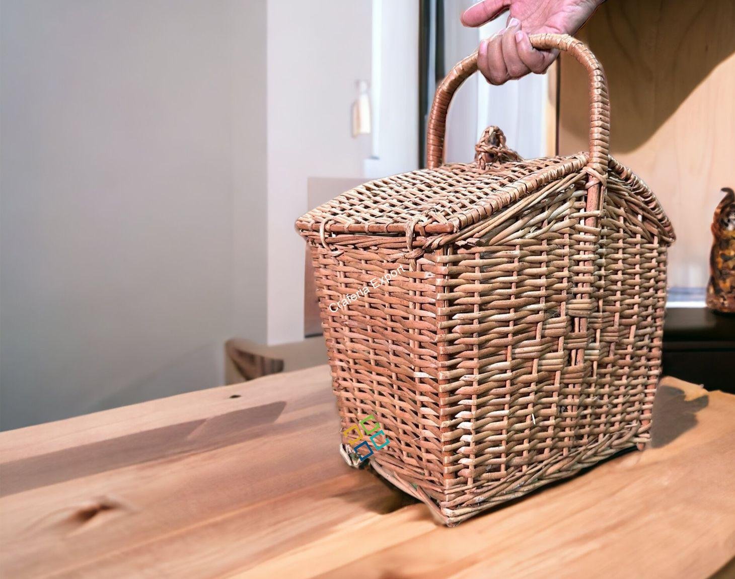 Eco-friendly Cane Laundry Picnic Basket / Rattan Wicker Storage Baskets - Brown color